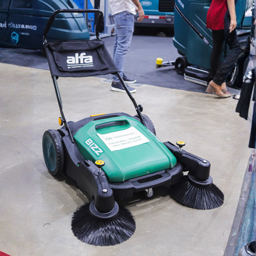 Varredeira manual Alfa Bizz em exposição